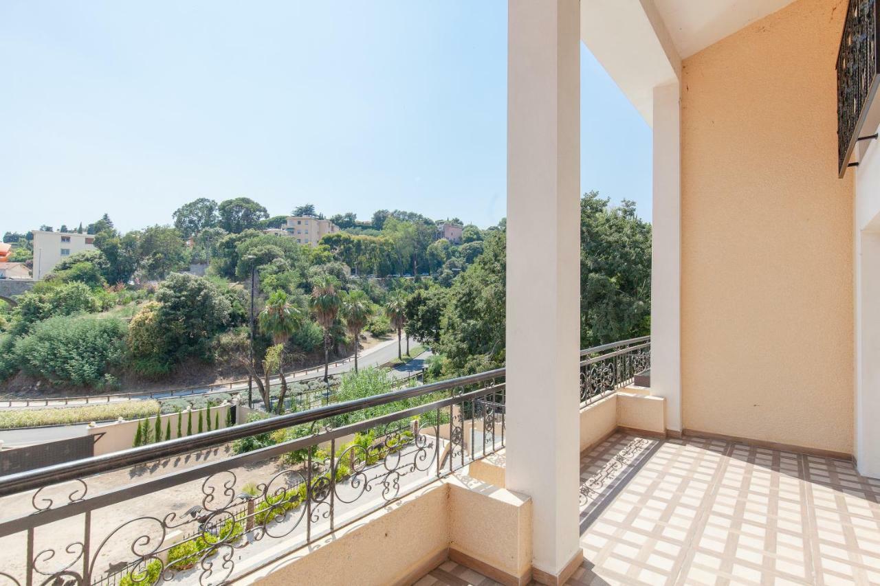 Residence D'Azur Riou Cannes Luaran gambar