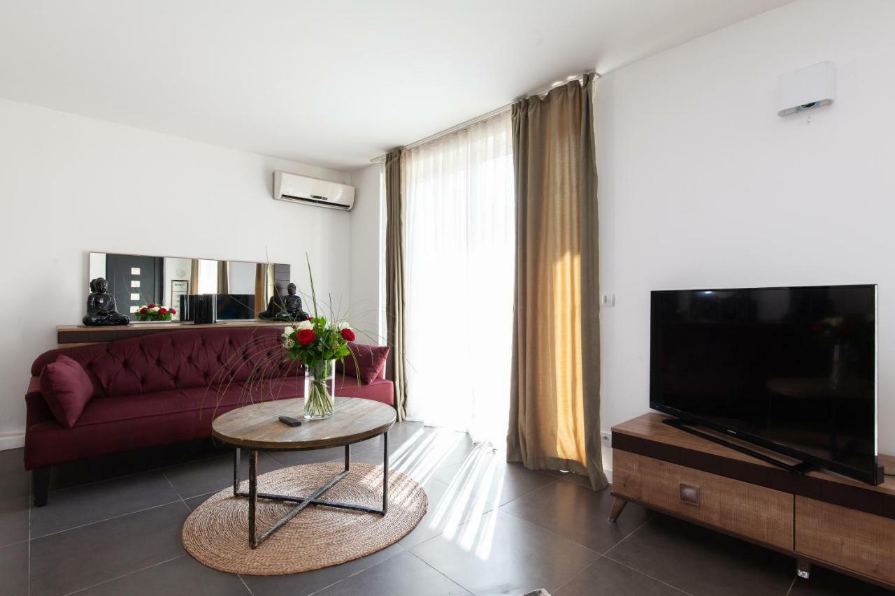 Residence D'Azur Riou Cannes Luaran gambar